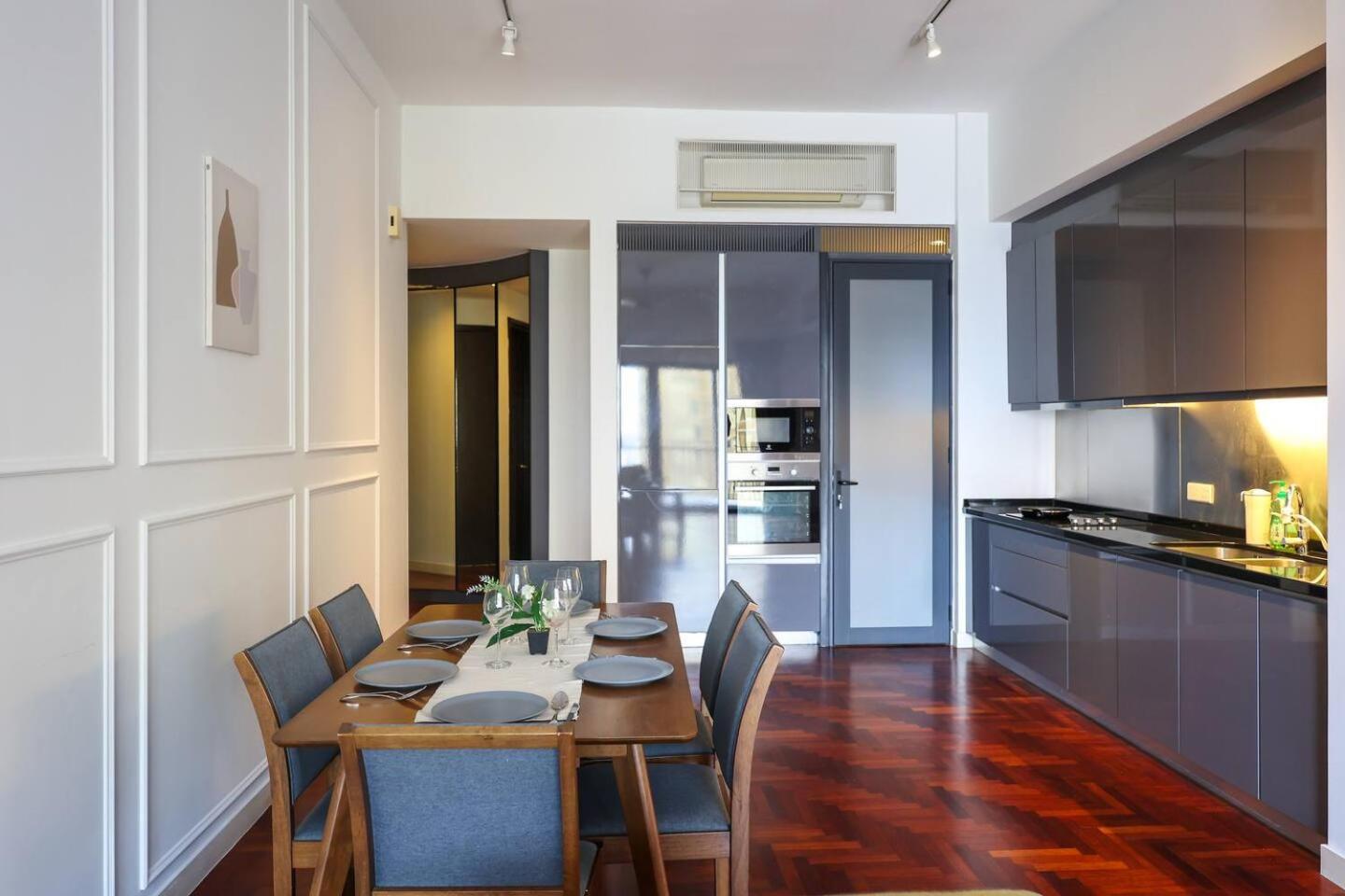 Appartamento The Mews Klcc Kuala Lumpur Esterno foto