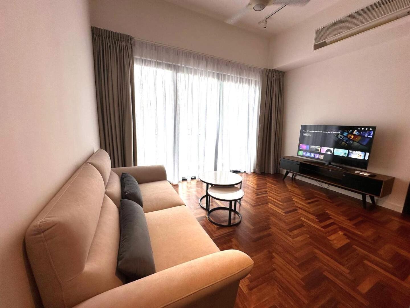 Appartamento The Mews Klcc Kuala Lumpur Esterno foto